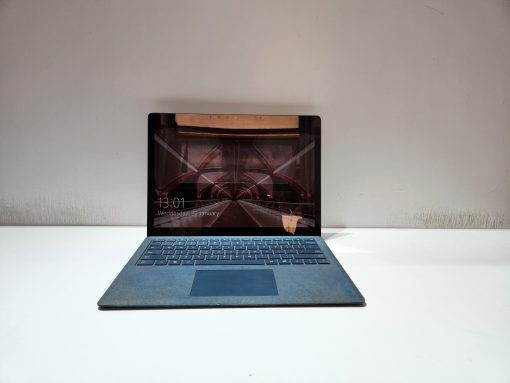 Microsoft Surface Laptop 1769 | Intel Core i7 @2.5GHz | 7th Gen | 8GB RAM | 256GB SSD