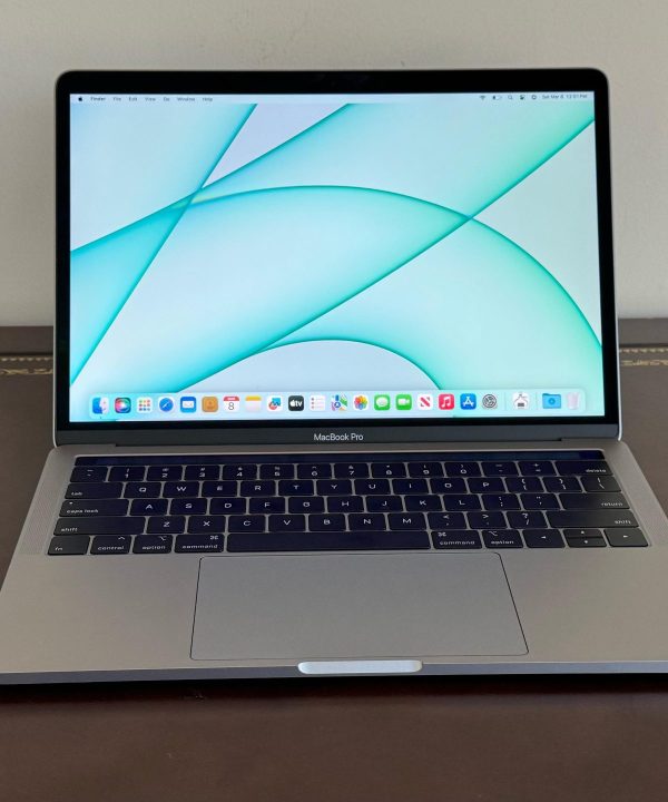 Apple MacBook Pro 2019 | 13-inch | Intel Core i5 | 8GB RAM | 256GB SSD