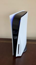 SONY PlayStation 5/PS5  Disc Edition Console (Model CFI-1215A) With 2 Controllers (CFI-ZCT1W). - Image 8