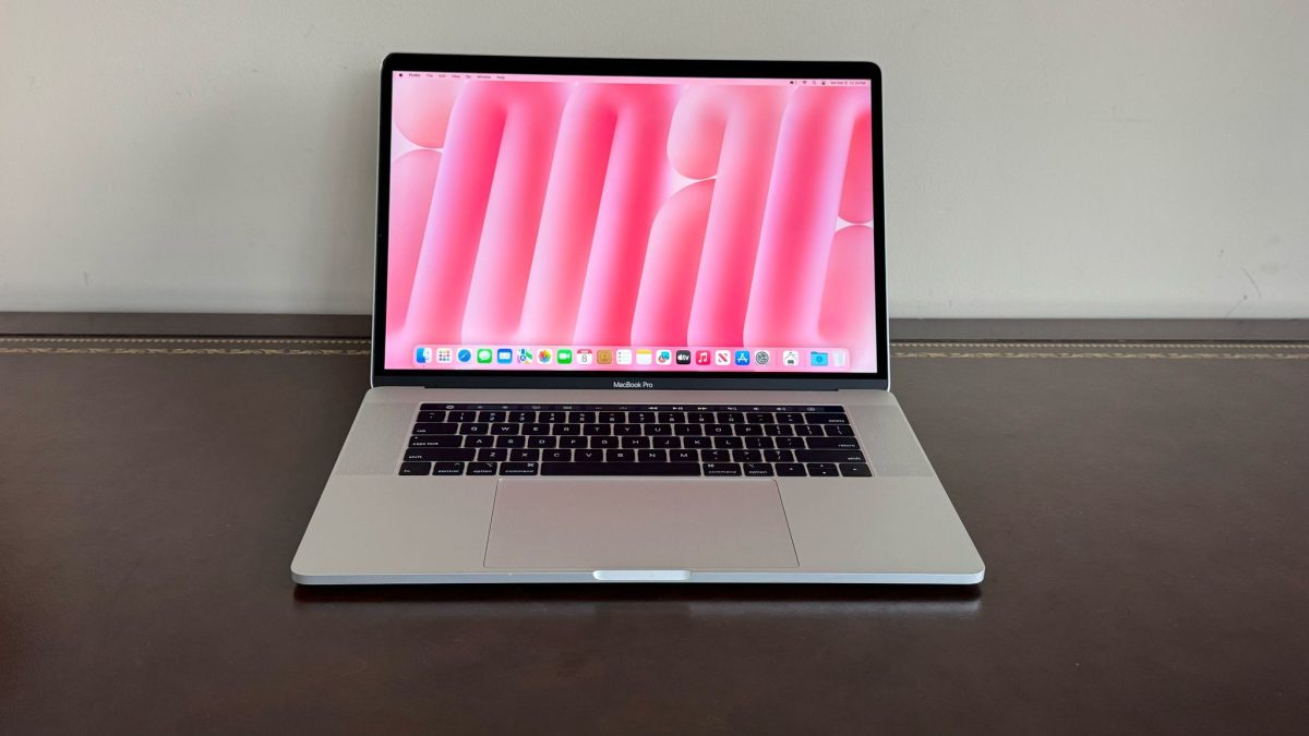 MacBook pro 2018 15インチ i7 メモリ32GB SSD1TBハイスペック MacBook pro 2018 15インチ i7 メモリ32GB SSD1TBハイスペック
