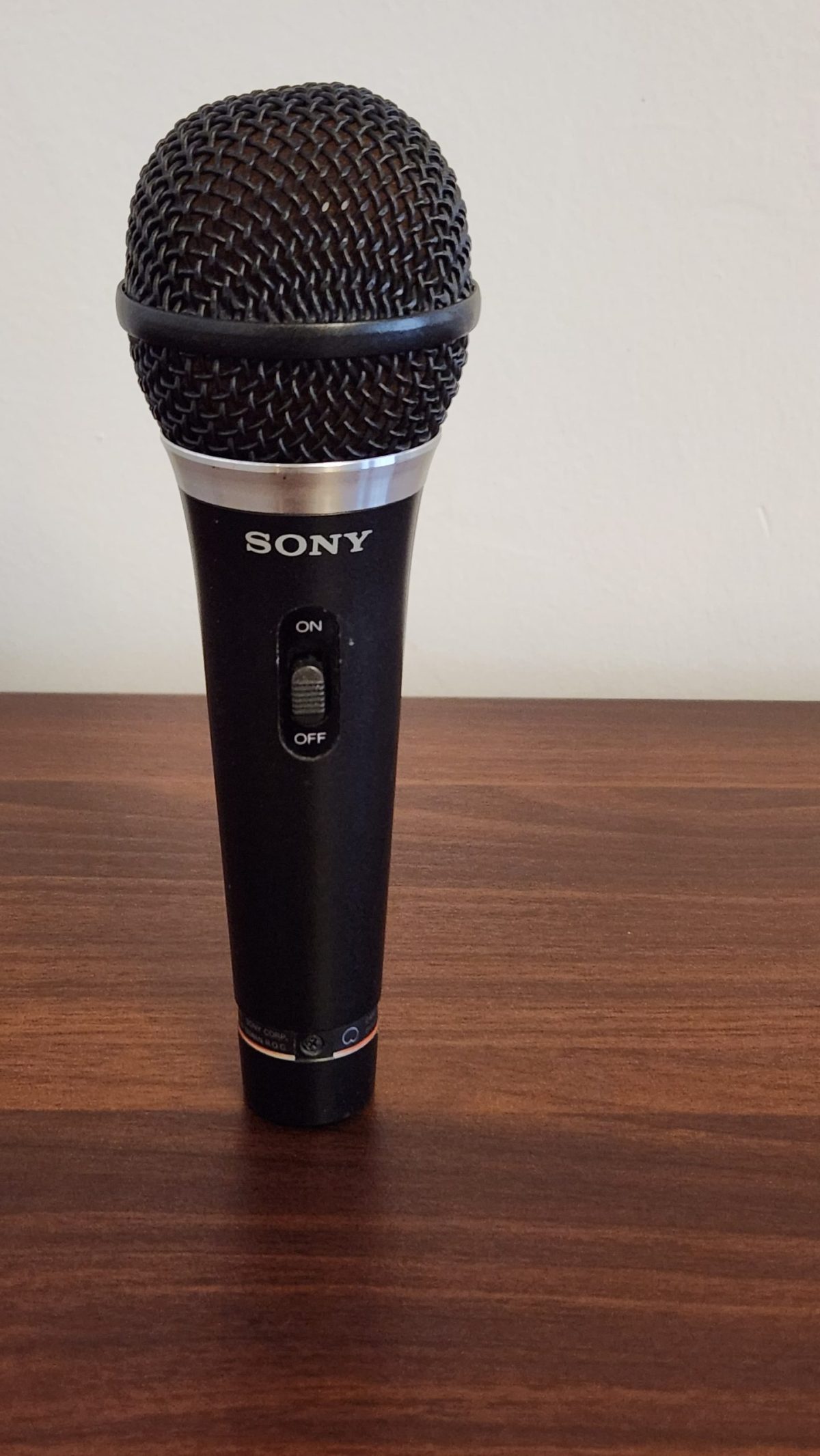 Sony F-V610
