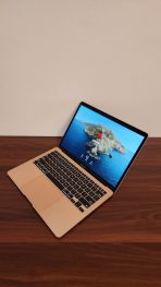 Apple MacBook Air (Retina, 13-inch, 2020) | 8GB RAM | 256GB SSD STORAGE | 1.1 GHz Dual-Core Intel Core i3 - Image 5