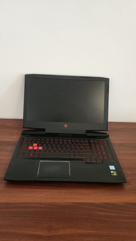 SOLD AS IS HP OMEN GAMING LAPTOP Model 7265NGW | USA PRE-OWNED