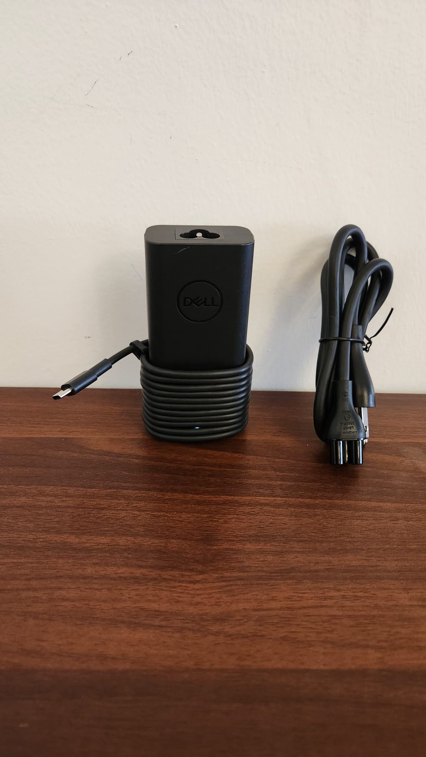 Original Dell 65W 20V 3.25A USB Type-C Laptop Charger LA65NM190 Power Adapter Original Dell 65W 20V 3.25A USB Type-C Laptop Charger LA65NM190 Power Adapter