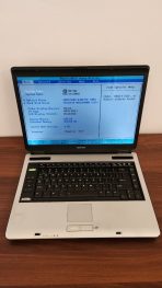 *SOLD AS IS* Toshiba Satellite PSAA2U-01Y018 Laptop – 512MB RAM | 100GB HDD | Pre-Owned - Image 3