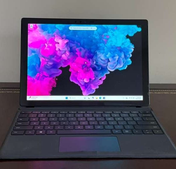 Microsoft Surface Pro 6 (1796) | i7-8th Gen | 16GB RAM | 512GB SSD Storage