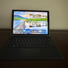 Microsoft Surface Pro 7+ (1960) | i5-11th Gen @ 2.40GHz | 8GB RAM | 256GB SSD Storage
