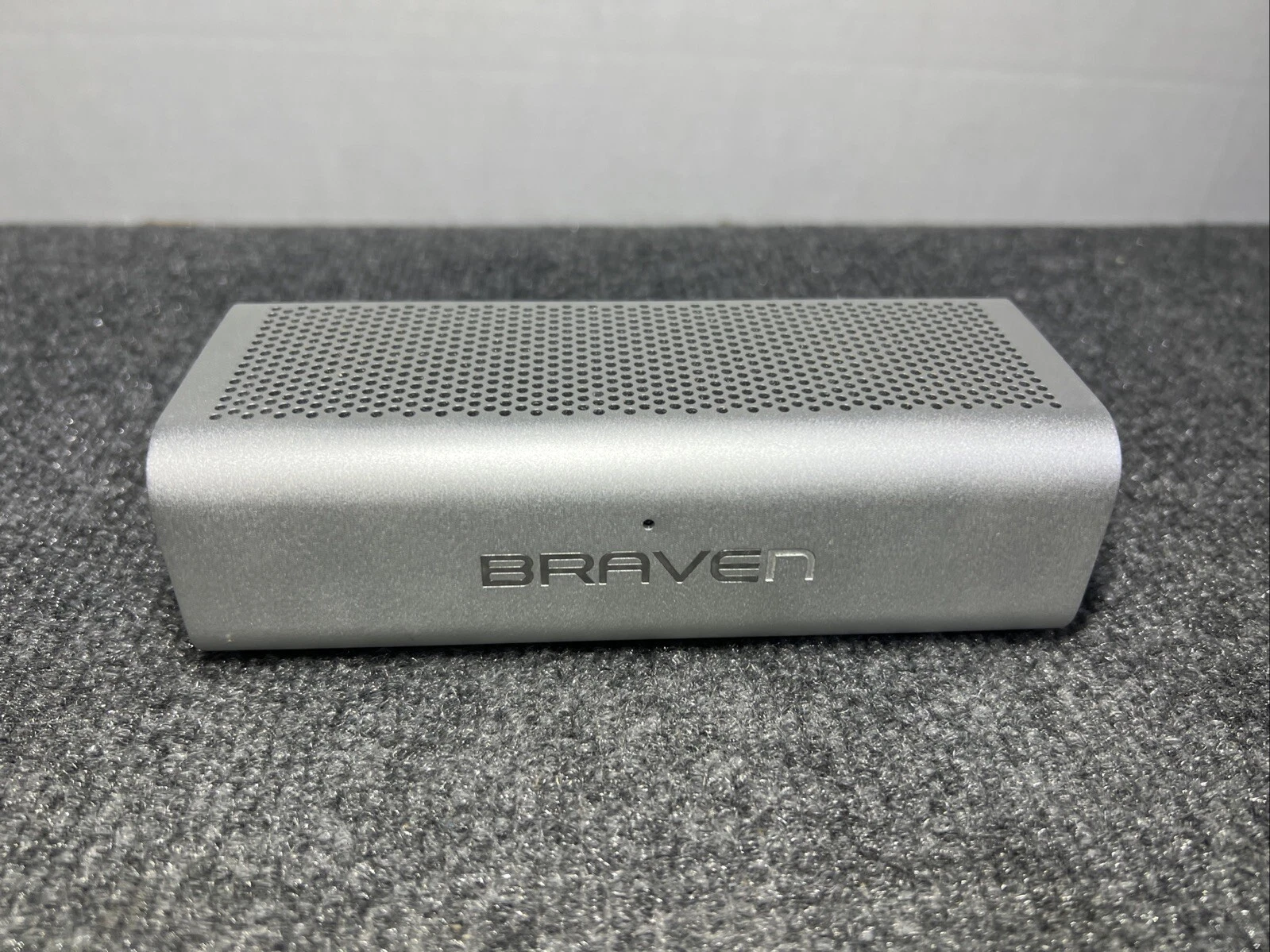 1 Braven 710 Portable Wireless Speaker | Navy Blue | USA Pre-Owned