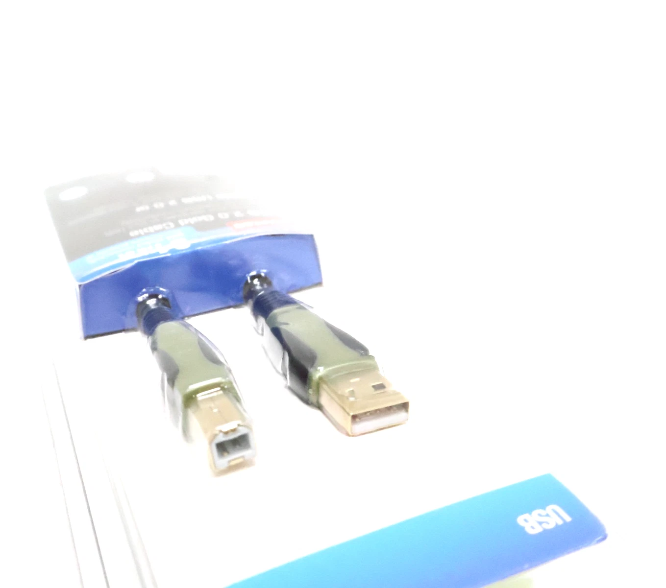 32 New Staples USB 2.0 Gold Cable 4.8 M