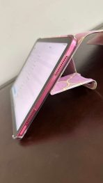 Apple iPad (10th Generation) A2696 | 256GB | Wi-Fi | 10.9 Inches | Bluetooth Keyboard | Cover| USA Pre-Owned - Image 7