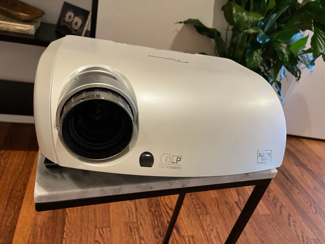 Optoma HD80 DLP Projection Display | USA Pre-Owned