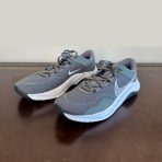 Genuine Original Nike Legend Essential 3 NN Men’s Size 10 Smoke Grey White Training Shoes USA Pre-Owned