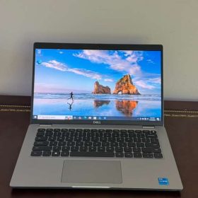 Dell Latitude 5430 Laptop 14” Intel Core i5 12th Gen 16GB RAM 512GB SSD Windows 11 Pro USA Pre-Owned