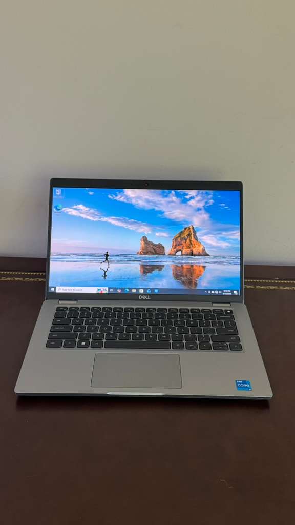WhatsApp Image 2026-05-14 at 3.48.01 AM (1) Dell Latitude 5430 Laptop |14”| Intel Core i5 | 12th Gen |16GB RAM | 512GB SSD | Windows 11 Pro | USA Pre-Owned - Image 1