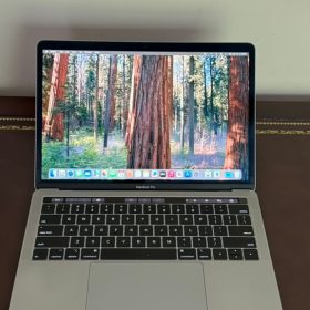 Apple MacBook Pro 13