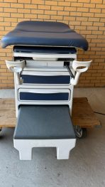 Midmark Ritter 204-011 Manual Medical Exam Table Chair 500 lb Capacity USA Made Like New - Image 10
