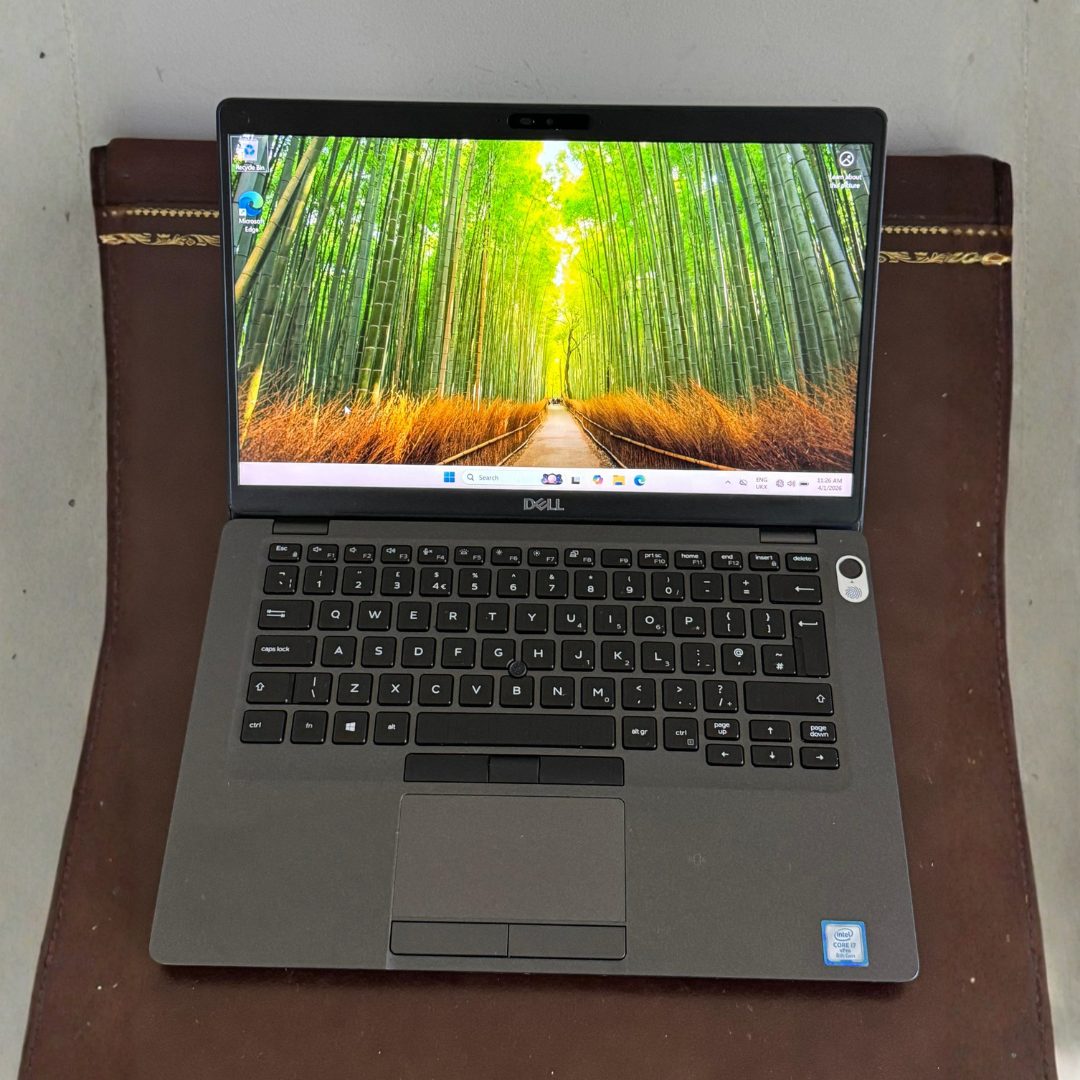 assets - 2026-06-04T112817.809 Dell Latitude 5400 14” Laptop i7-8665U 16GB RAM 512GB SSD Windows 11 Pro Backlit Excellent Battery - Image 1