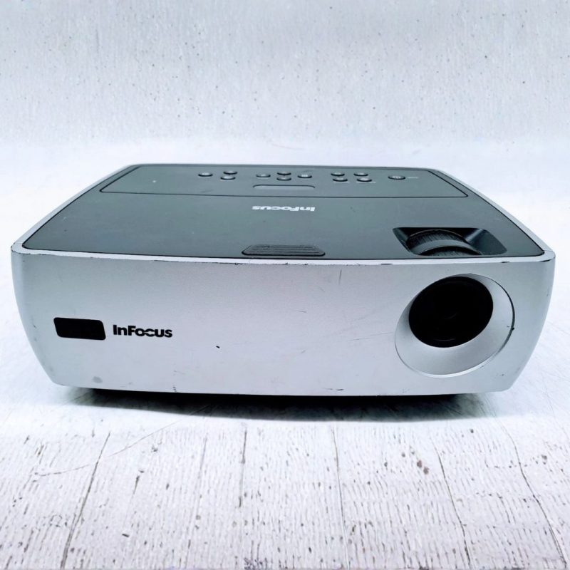 Infocus IN26 DLP Projector with Carrying Bag