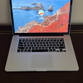 Apple MacBook Pro 15” Retina 2015 | Core i7 | 16GB RAM | 256GB SSD | EX-USA