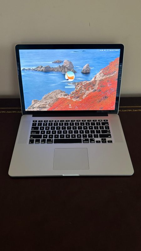 Apple MacBook Pro 15” Retina 2015 | Core i7 | 16GB RAM | 256GB SSD | EX-USA