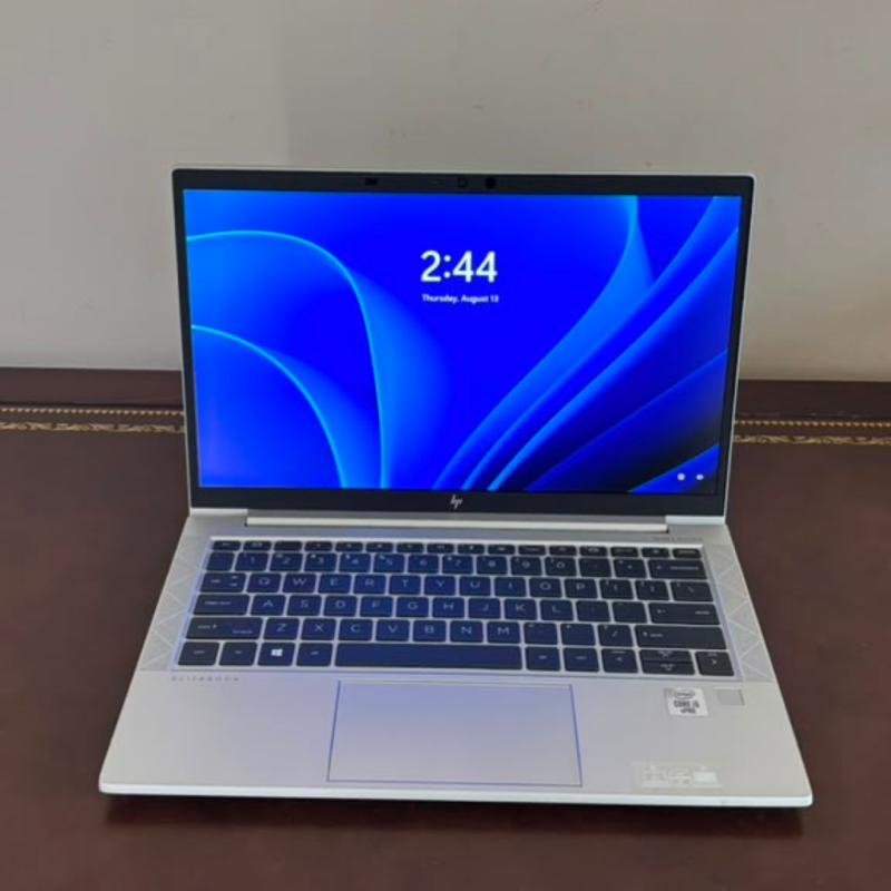 HP EliteBook 830