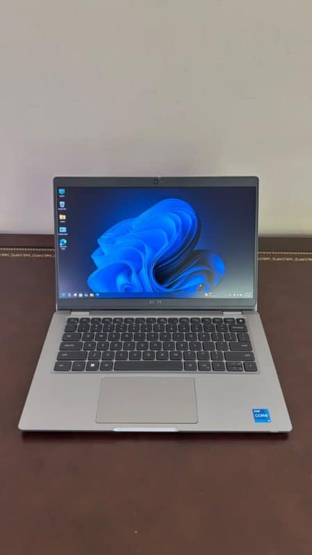 Dell Latitude 5330 Core i5 12th Gen 8GB RAM 512GB SSD 13.3” FHD EX-USA