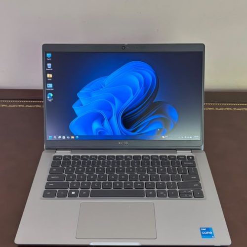 Dell Latitude 5330 Core i5 12th Gen 8GB RAM 512GB SSD 13.3” FHD EX-USA