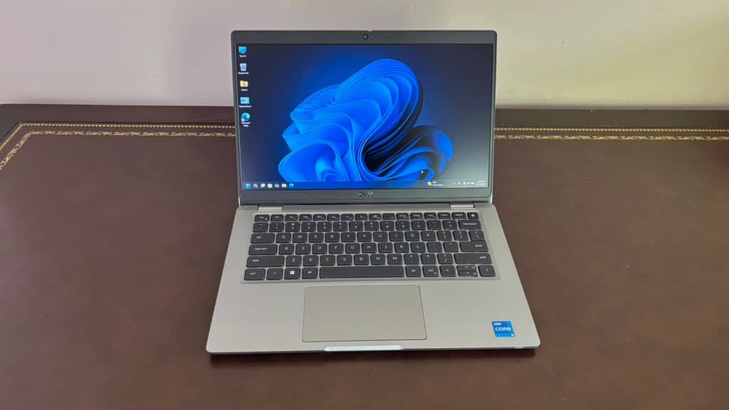 Dell Latitude 5330 Core i5 12th Gen 8GB RAM 512GB SSD 13.3” FHD EX-USA