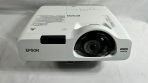 Epson PowerLite 525W WXGA Short Throw Projector | 2800 Lumens | HDMI | Grade A | EX-USA - Image 4